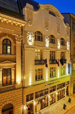 LaPrima Hotel